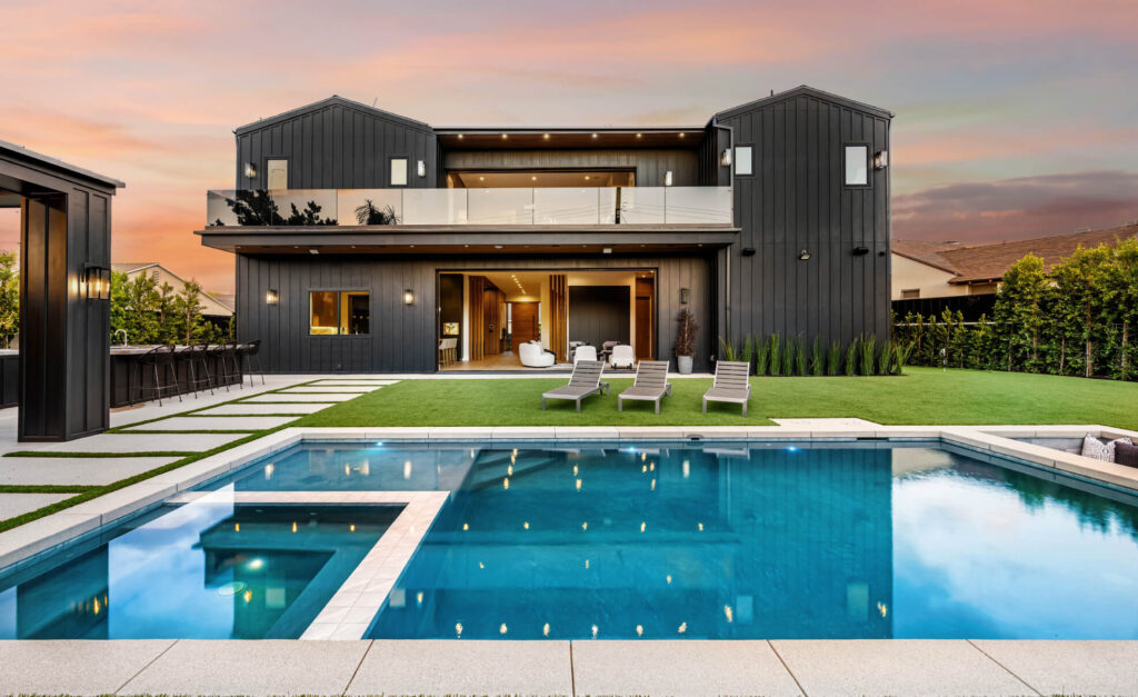 fiberglass swimming pool in Dallas